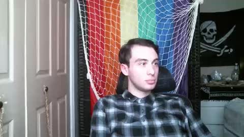 Ezra Naamah online show from February 8, 8:23 pm