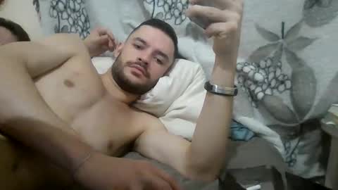 Snapshot of ezzcunha chatting on June 8, 10:10 pm ezzcunha online show from June 8, 10:10 pm