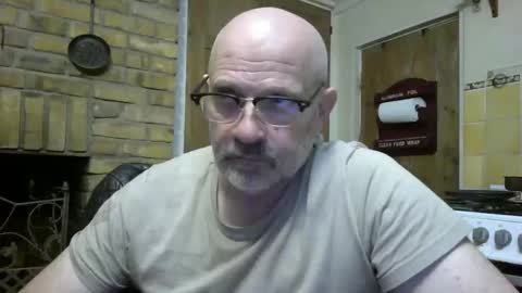 f1zzeek online show from February 1, 7:45 pm