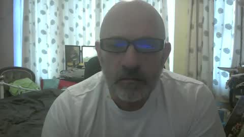 f1zzeek online show from March 10, 3:28 pm