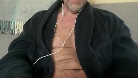 Snapshot of f33l1ngh0rny chatting on January 30, 11:02 pm F33lingh0rny online show from January 30, 11:02 pm