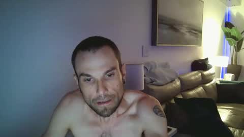 assondisplay online show from May 9, 1:00 am
