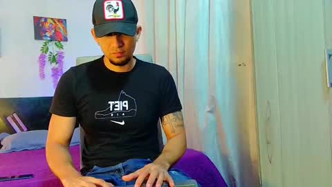 Snapshot of fabi_calde chatting on October 17, 12:47 am fabi online show from October 17, 12:47 am