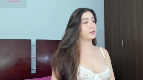 fabianalove online show from March 18, 9:18 pm