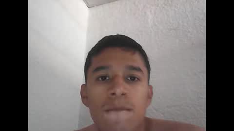 R online show from April 21, 3:17 pm