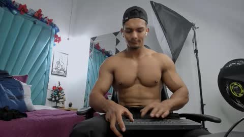 FABIO online show from December 18, 4:13 pm