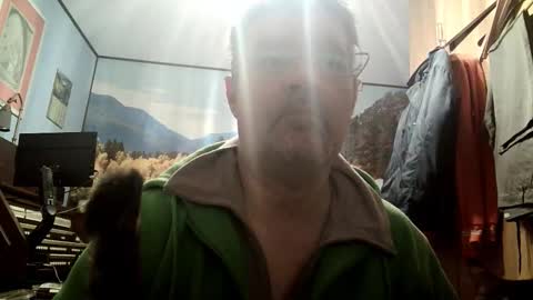 Snapshot of fabius2673 chatting on March 22, 8:18 am Fabius online show from March 22, 8:18 am