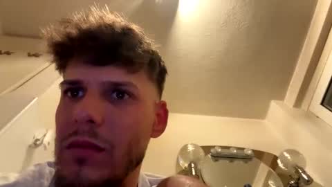 Snapshot of fablomaduro chatting on January 10, 6:31 pm fablomaduro online show from January 10, 6:31 pm