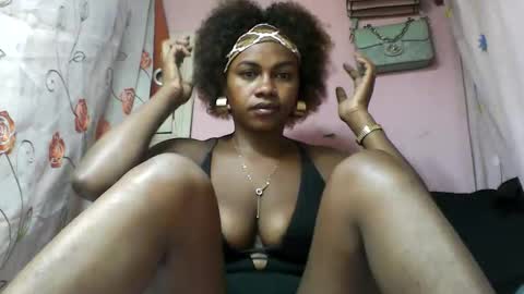 Fabriola9794 online show from March 15, 10:05 pm