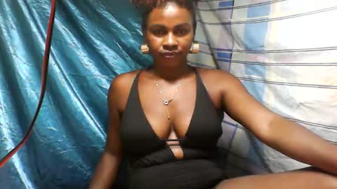 Fabriola9794 online show from March 19, 8:02 pm