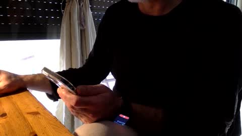 Snapshot of fabro45 chatting on March 7, 9:06 am Fabro online show from March 7, 9:06 am