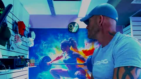 fabxxxl online show from October 18, 9:10 am