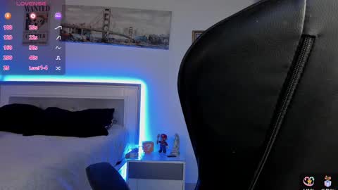 faceofbabyyy online show from March 12, 5:46 am