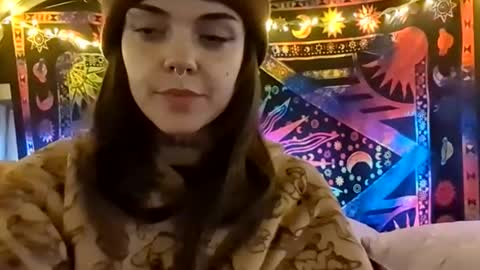 Faerie 3 online show from May 8, 3:01 am