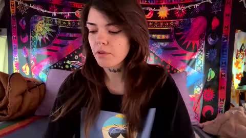 Faerie 3 online show from May 27, 1:57 am