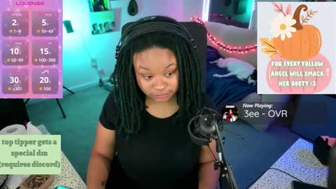 Snapshot of faeryaisha chatting on November 26, 1:28 am aisha online show from November 26, 1:28 am