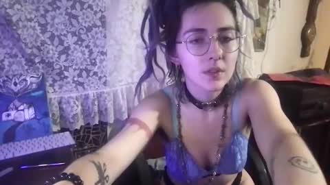 Fae online show from January 15, 9:45 am