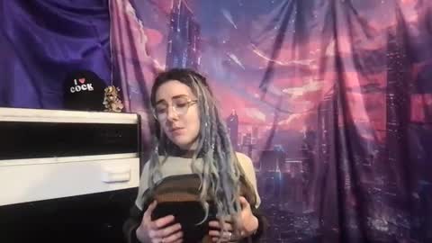 Fae online show from February 26, 11:30 am