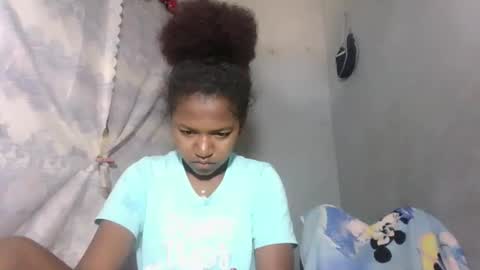 faiqua95 online show from March 27, 11:54 am