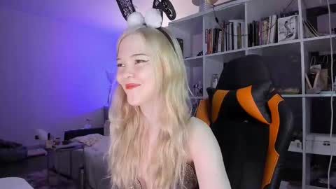 fairy_casey online show from October 28, 10:56 pm