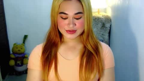 Snapshot of fairy_cuddle chatting on March 28, 3:17 am call me shanaia online show from March 28, 3:17 am