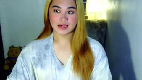 Snapshot of fairy_cuddle chatting on April 4, 1:15 am call me shanaia online show from April 4, 1:15 am