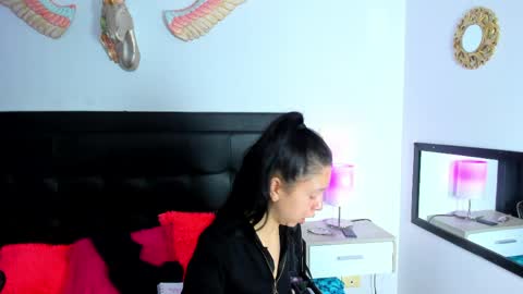 Natalye online show from April 4, 10:40 pm