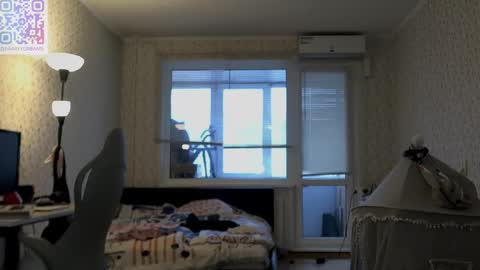 Arisha online show from March 3, 2:15 pm