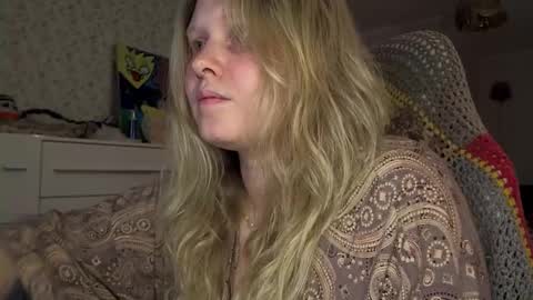 Arisha online show from November 26, 12:00 am