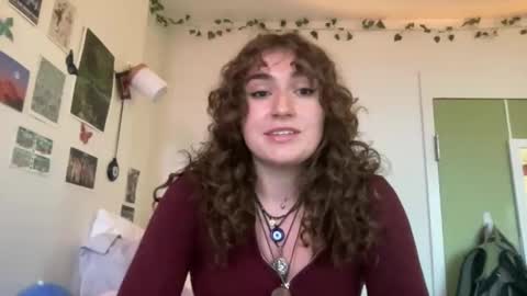 rose and jack online show from April 1, 2:01 am