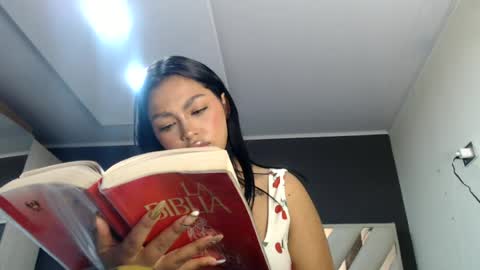 fairylatin online show from July 5, 8:27 pm