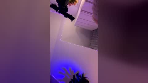 fairyxbella online show from July 18, 7:23 am