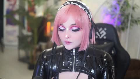 faith_chan online show from December 10, 1:00 am