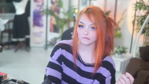 faith_chan online show from February 7, 12:42 am