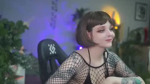 faith_chan online show from July 13, 3:31 am