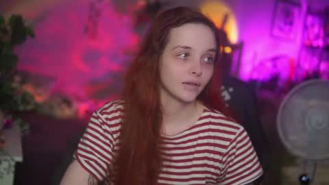 faith_chan online show from July 19, 4:27 am