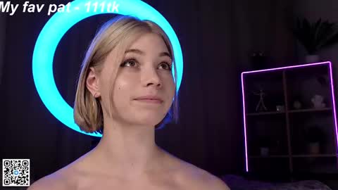 Emilia online show from February 1, 1:30 pm