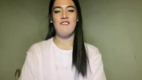 Snapshot of fallon_empress chatting on September 18, 9:17 pm callmecindy online show from September 18, 9:17 pm