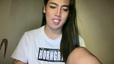 Snapshot of fallon_empress chatting on November 10, 8:19 pm callmecindy online show from November 10, 8:19 pm