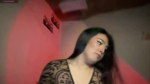 Snapshot of fallon_empress chatting on December 5, 6:11 am callmecindy online show from December 5, 6:11 am