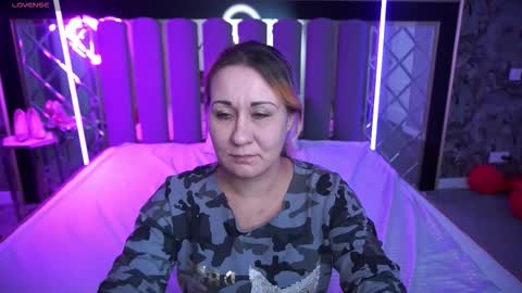 famousemuse online show from March 26, 1:38 pm