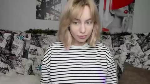 Snapshot of fancy__nancy chatting on December 28, 4:41 am Nancy online show from December 28, 4:41 am