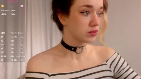 fancyamelia online show from November 23, 1:33 pm