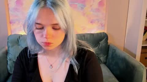 Snapshot of fancybella chatting on October 1, 2:12 pm Bella online show from October 1, 2:12 pm