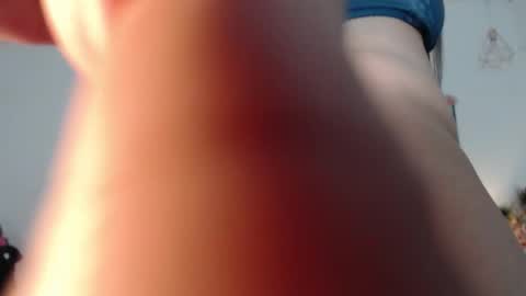 Snapshot of fancylaylaxx chatting on October 3, 6:27 pm Layla online show from October 3, 6:27 pm