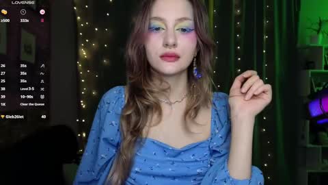 fancymeee online show from March 8, 4:39 pm