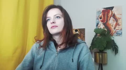 Snapshot of fancynadine chatting on December 3, 6:15 am Nadine online show from December 3, 6:15 am