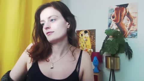 Snapshot of fancynadine chatting on December 9, 12:30 pm Nadine online show from December 9, 12:30 pm