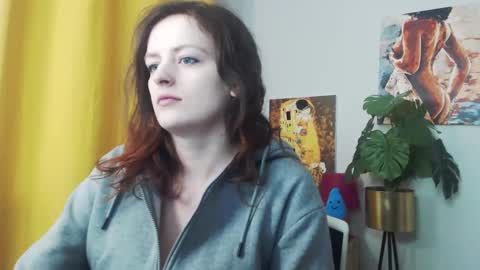 Snapshot of fancynadine chatting on December 11, 6:14 am Nadine online show from December 11, 6:14 am