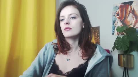 Snapshot of fancynadine chatting on January 2, 6:29 am Nadine online show from January 2, 6:29 am